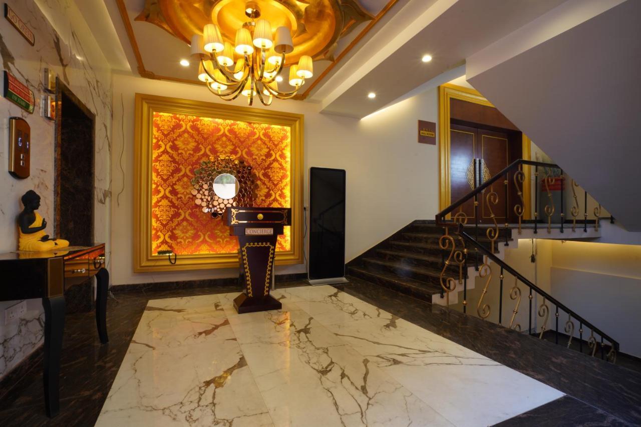 All Heavens Gold New Delhi Exterior photo