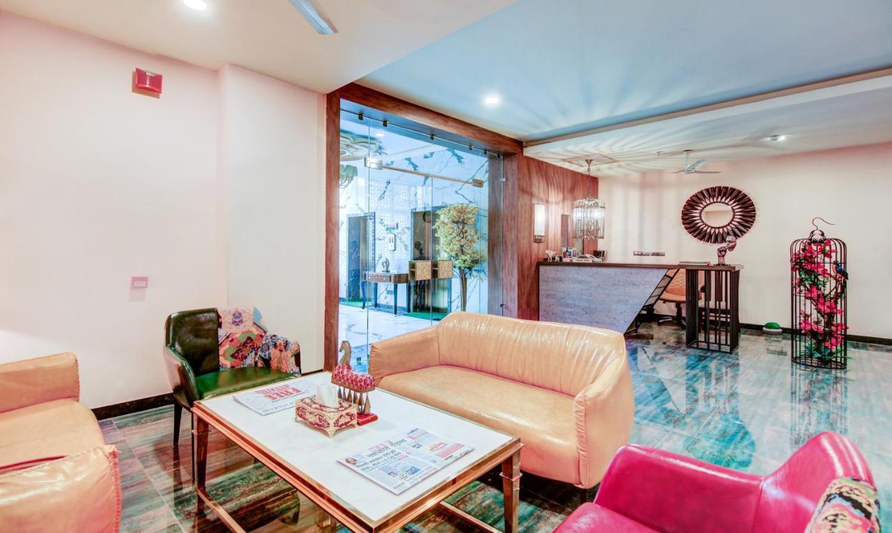 All Heavens Gold New Delhi Exterior photo
